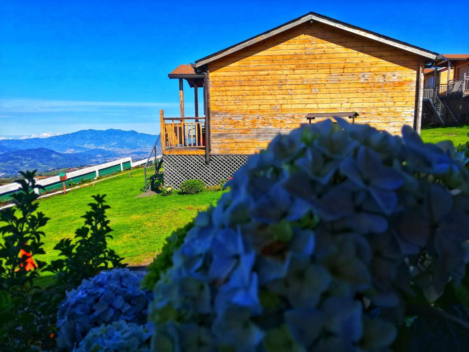 Hotel Cabanas Y Mirador Secret Garden Cr Cartago Kültér fotó