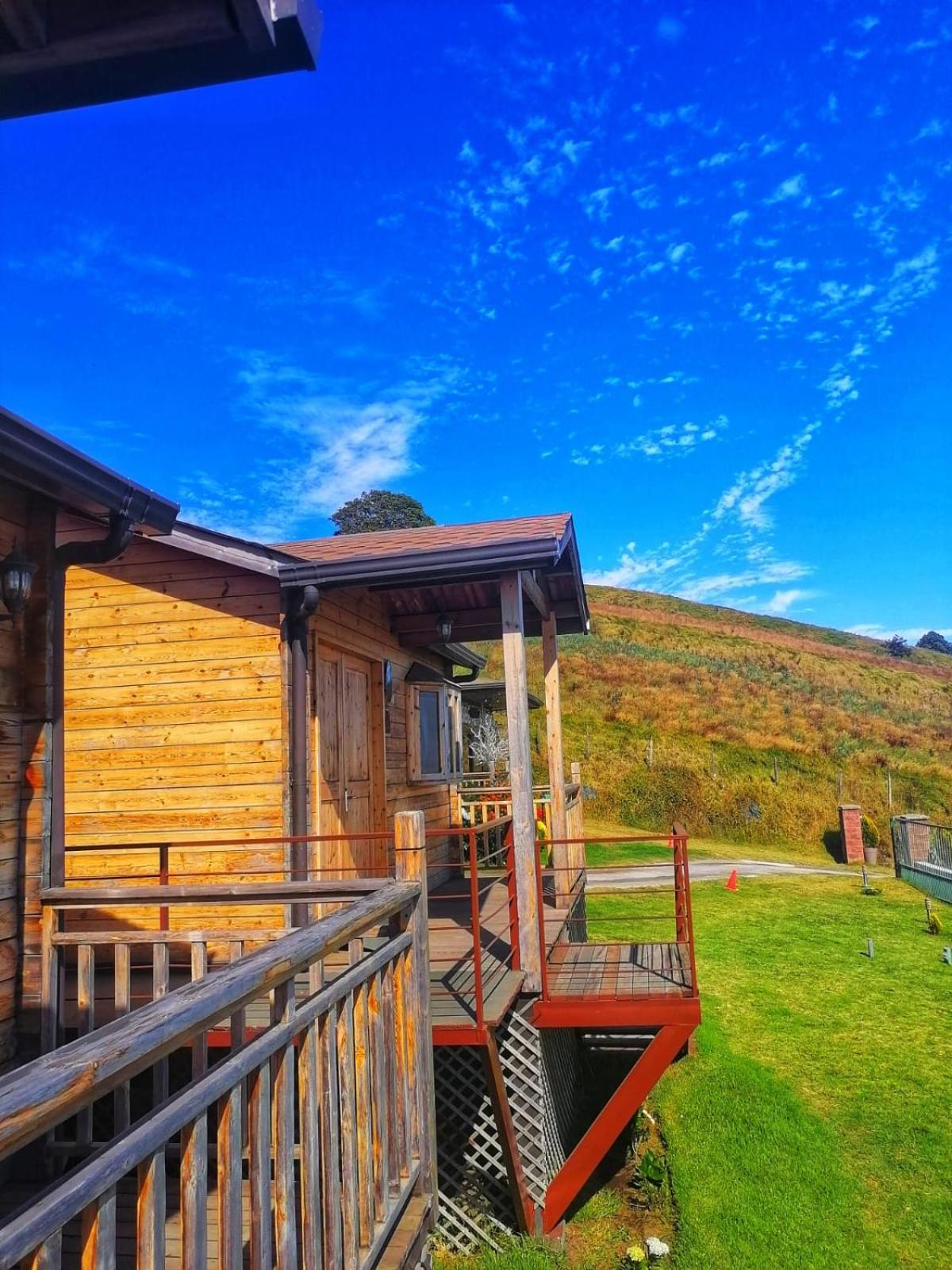 Hotel Cabanas Y Mirador Secret Garden Cr Cartago Kültér fotó